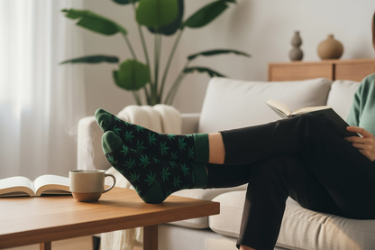 Κάλτσες σε ποικιλία σχεδίων (ψηλές) - Cannabis