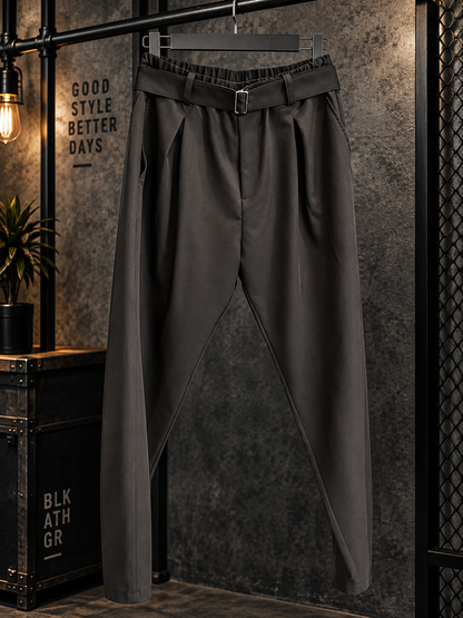 Fashion trousers with pleats in summery stable fabric
